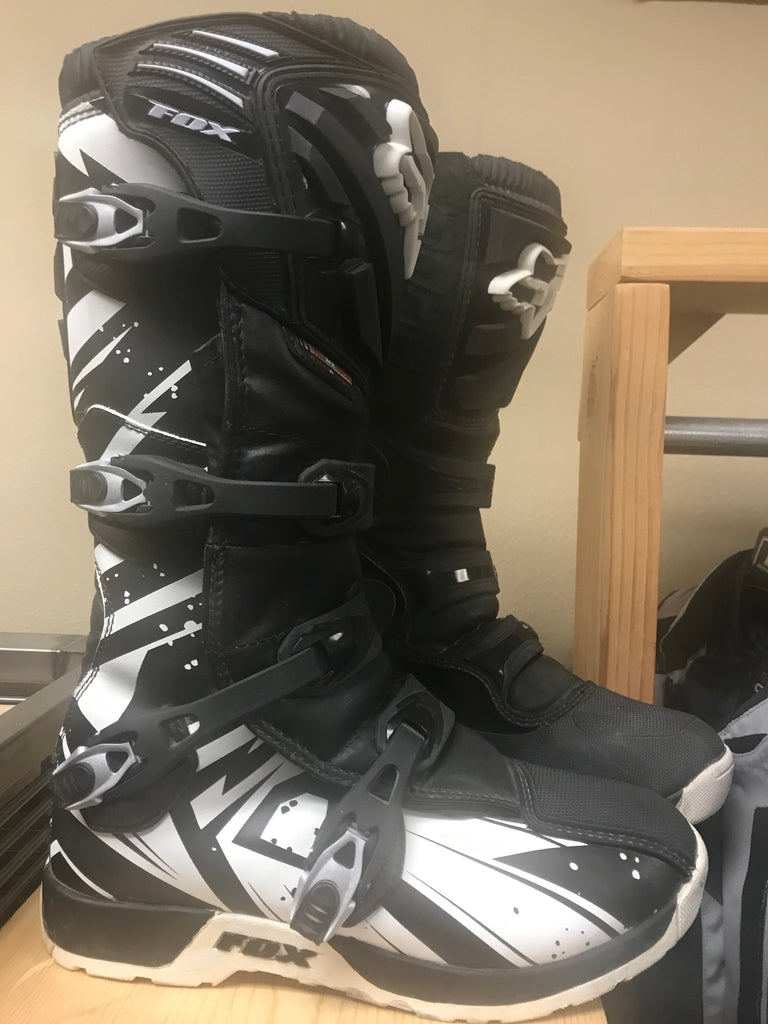 fox comp 5 boots closeout