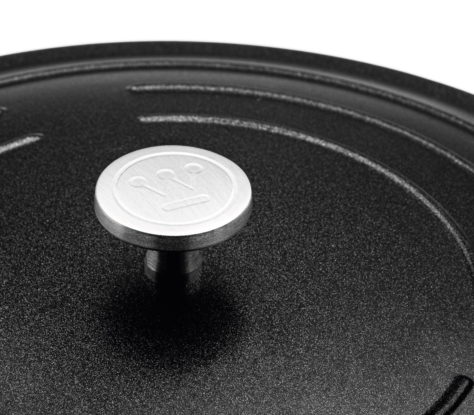 Westinghouse 4 qt. x 9.4 Cast Aluminum Dutch Oven with Quantanium Non-Stick Black | WH-4