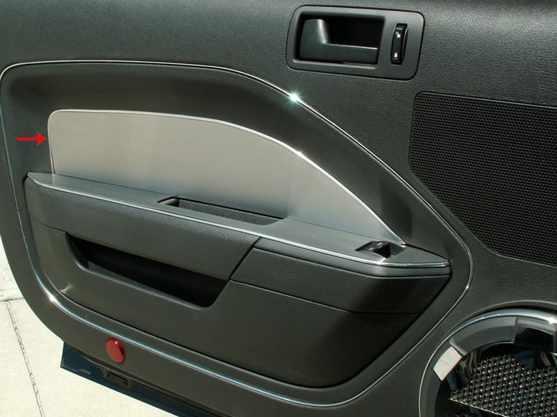 2005 mustang door panel