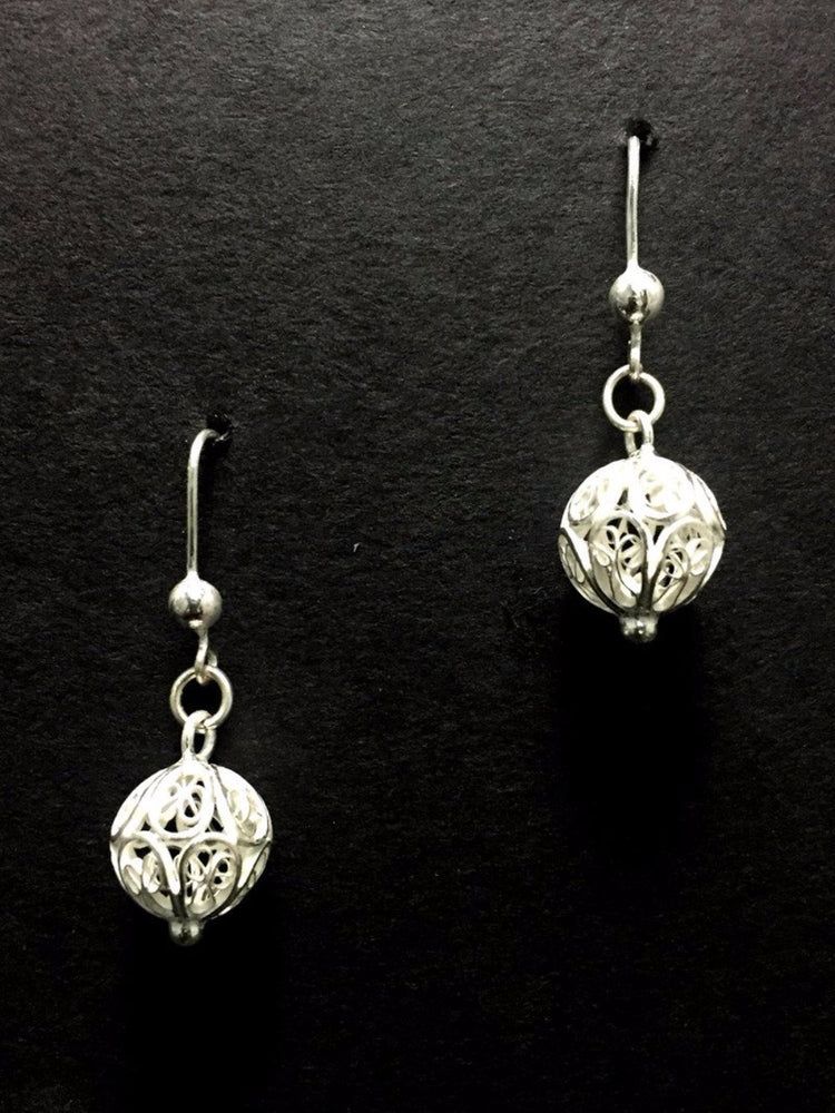 Silver Earrings online for women | Silverlinings | Handmade Filigree