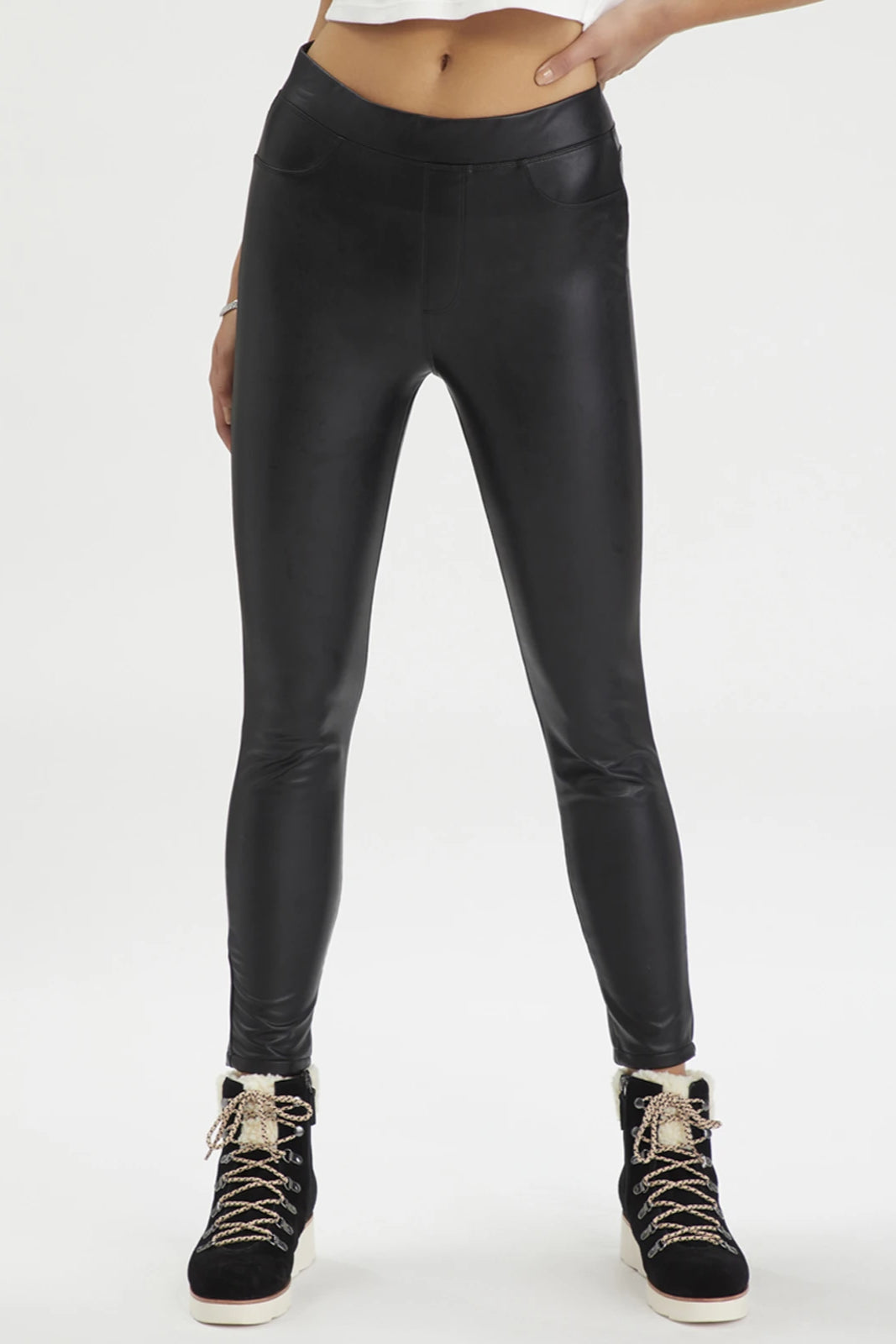 Runway Vegan Legging