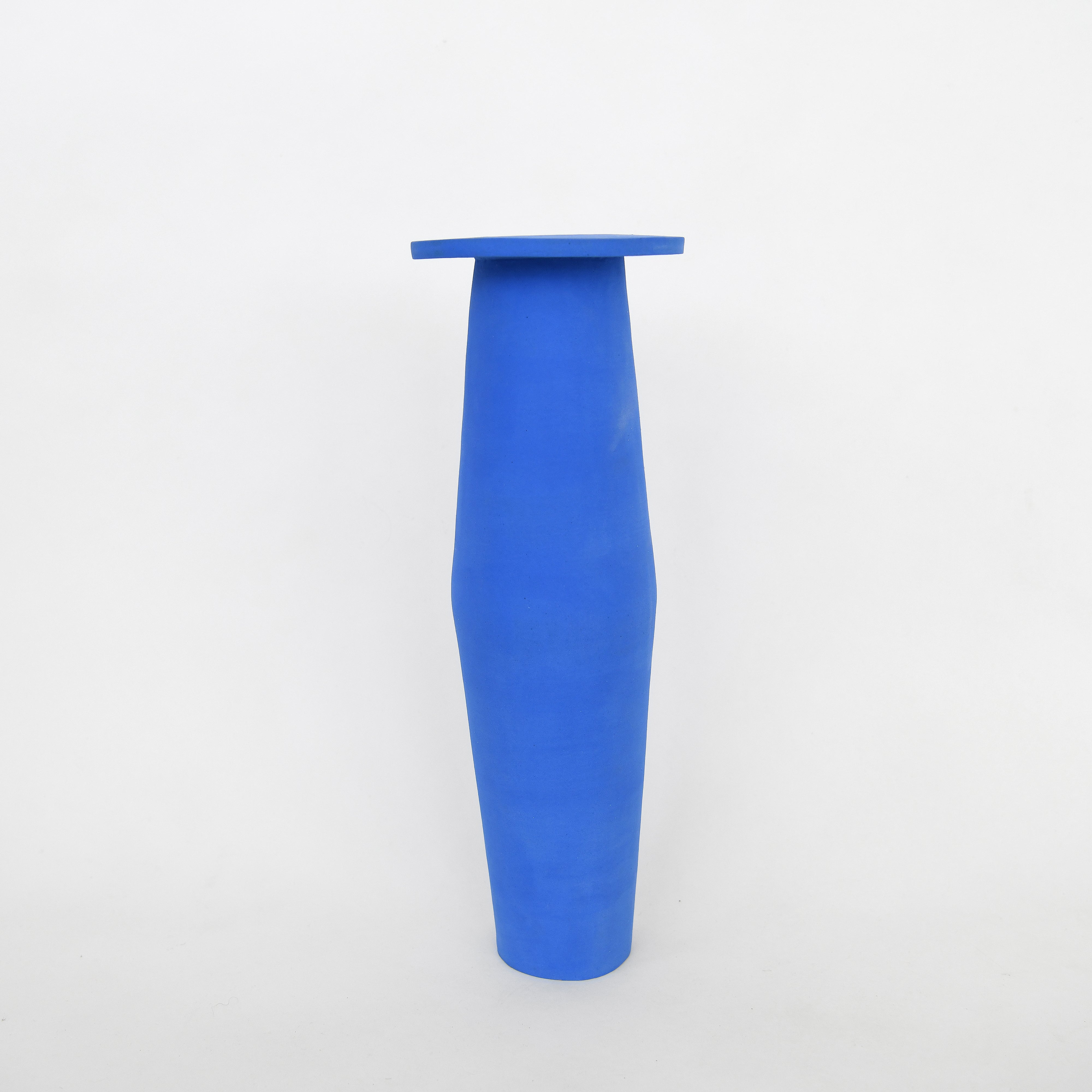 BZIPPY SM Oval Vase - Klein Blue