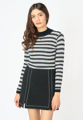 เสื้อไหมพรมแขนยาว - STRIPED LONGSLEEVES SWEATER