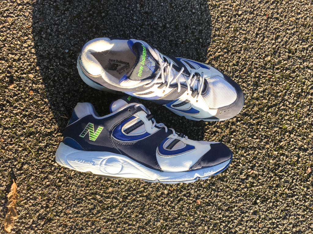 new balance 851 running shoes