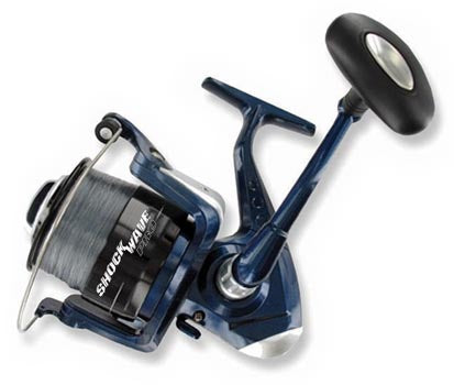 TSUNAMI ARMR SPINNING REEL