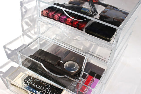 Beauty Professor | Boxy Girl Clear Lucite Makeup Box
