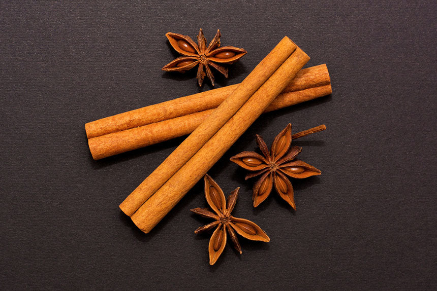 cinnamon sticks cardamom