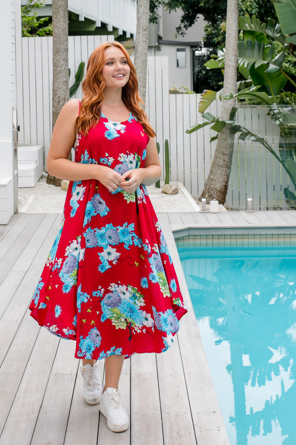 Short Summer Dress in Blue & White Daisy Print - Holley Day