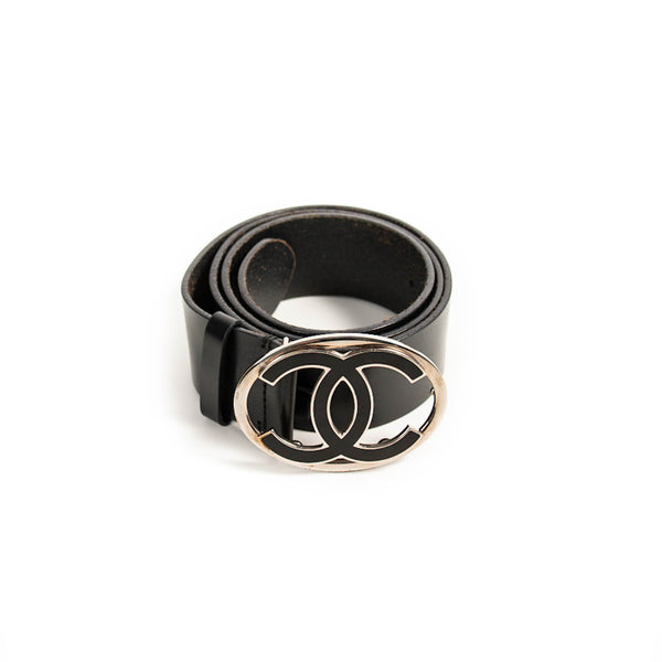 Chanel 2023 CC Reversible Leather Belt  BLOGGER ARMOIRE