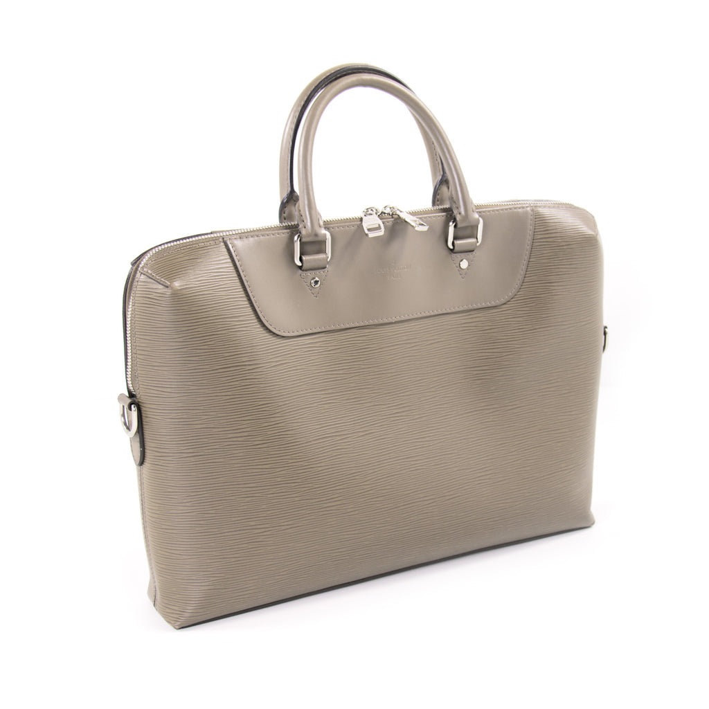Shop authentic Louis Vuitton Porte-Documents Jour Business Bag at revogue for just USD 1,300.00