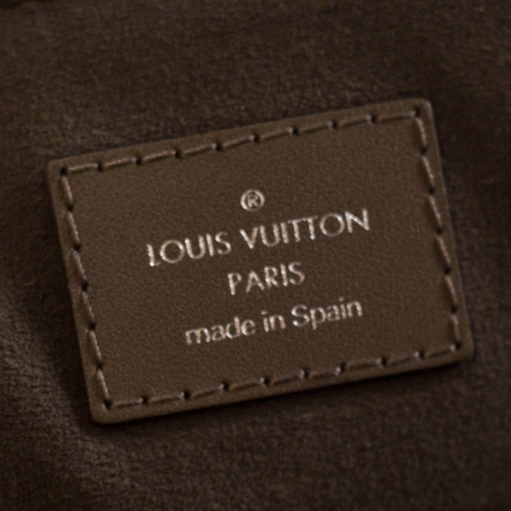 Shop authentic Louis Vuitton Porte-Documents Jour Business Bag at ...