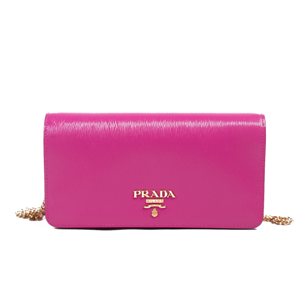 Shop authentic Prada Saffiano Wallet on Chain at revogue for just USD ...