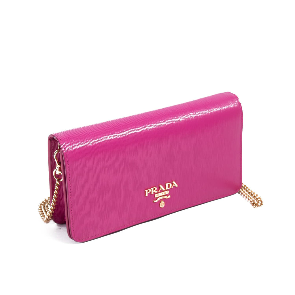 Shop authentic Prada Saffiano Wallet on Chain at revogue for just USD ...