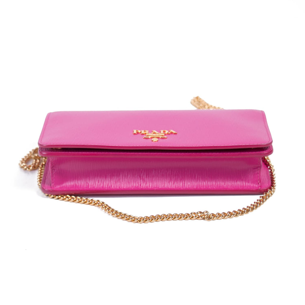 Shop authentic Prada Saffiano Wallet on Chain at revogue for just USD ...