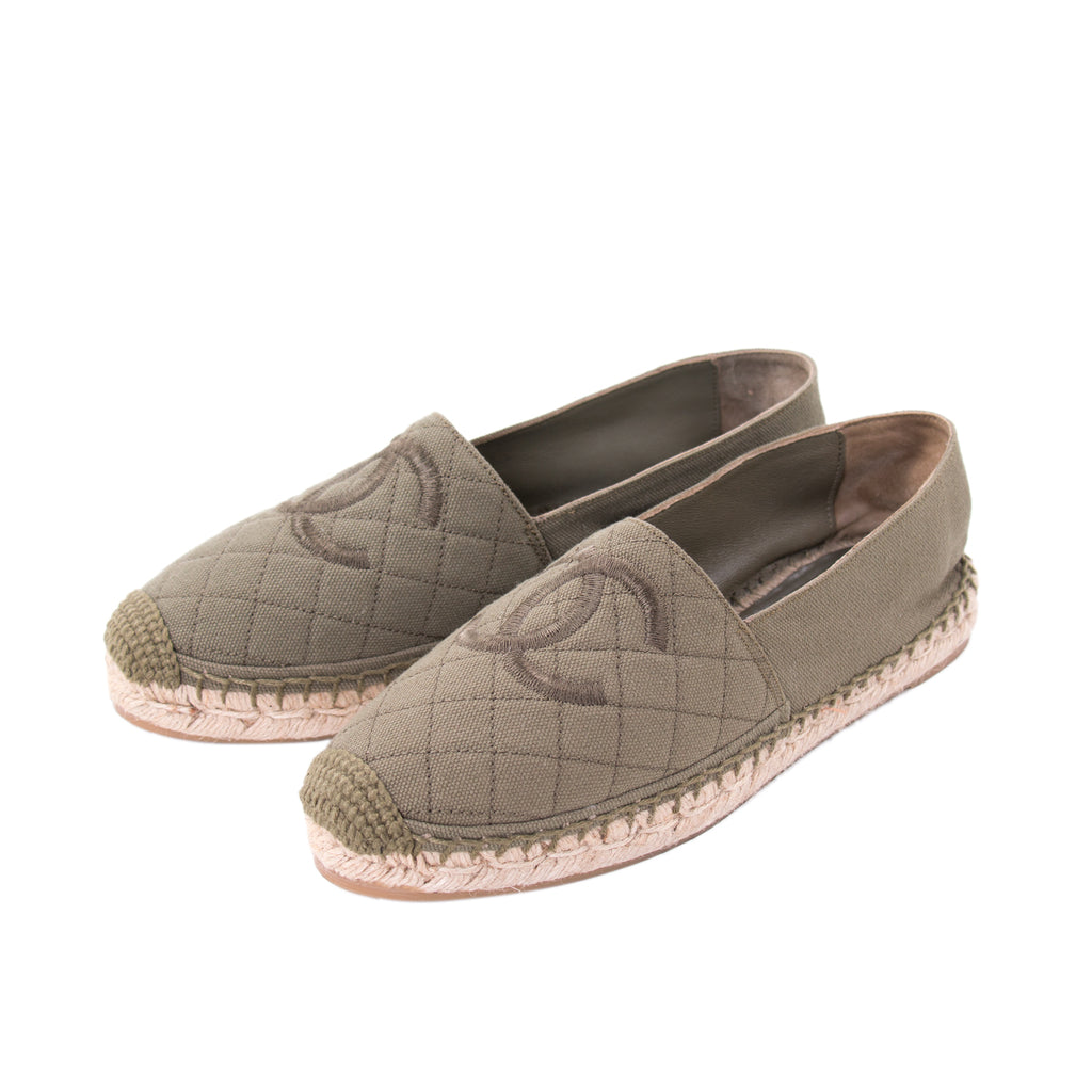 chanel cc logo espadrilles canvas shoes