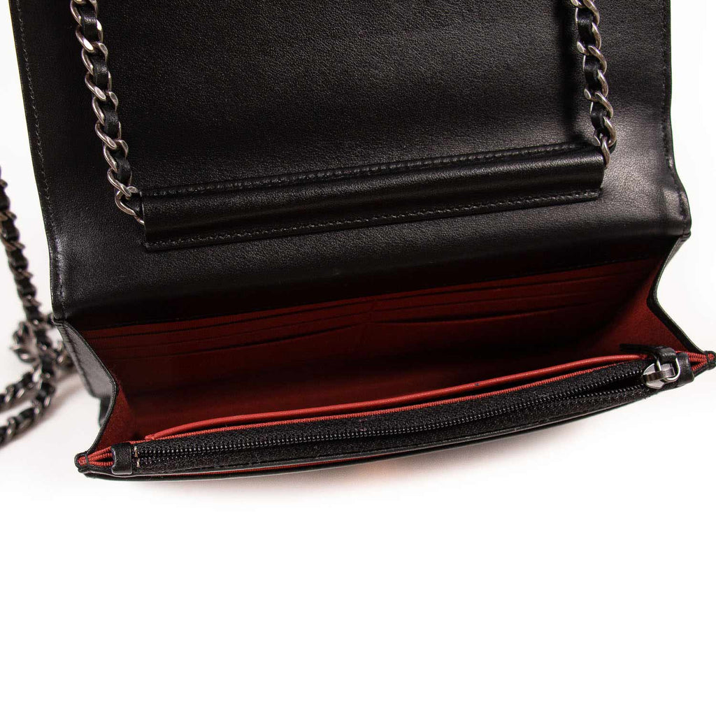 Shop authentic Chanel Bi-Color Wallet on Chain at revogue for just USD 1,800.00