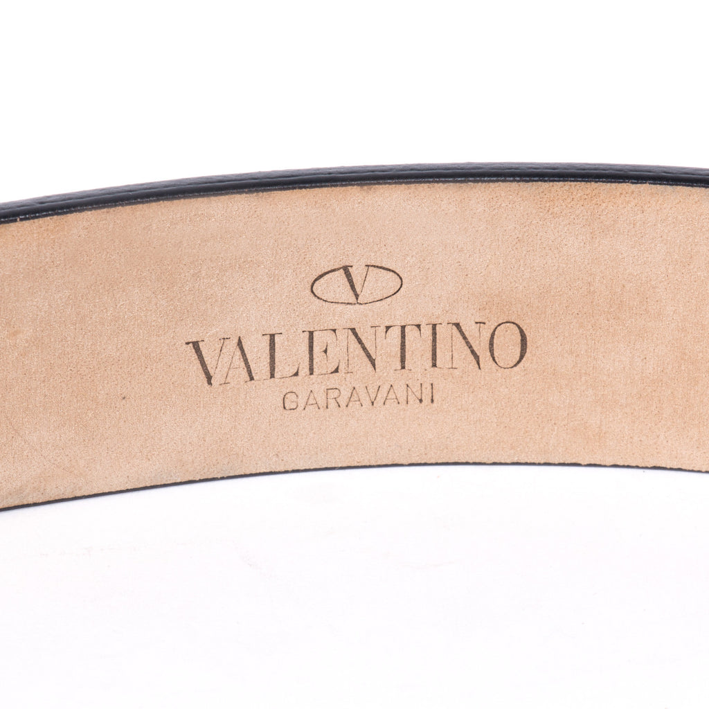 Shop authentic Valentino Leather Logo Belt at revogue for just USD 152.00