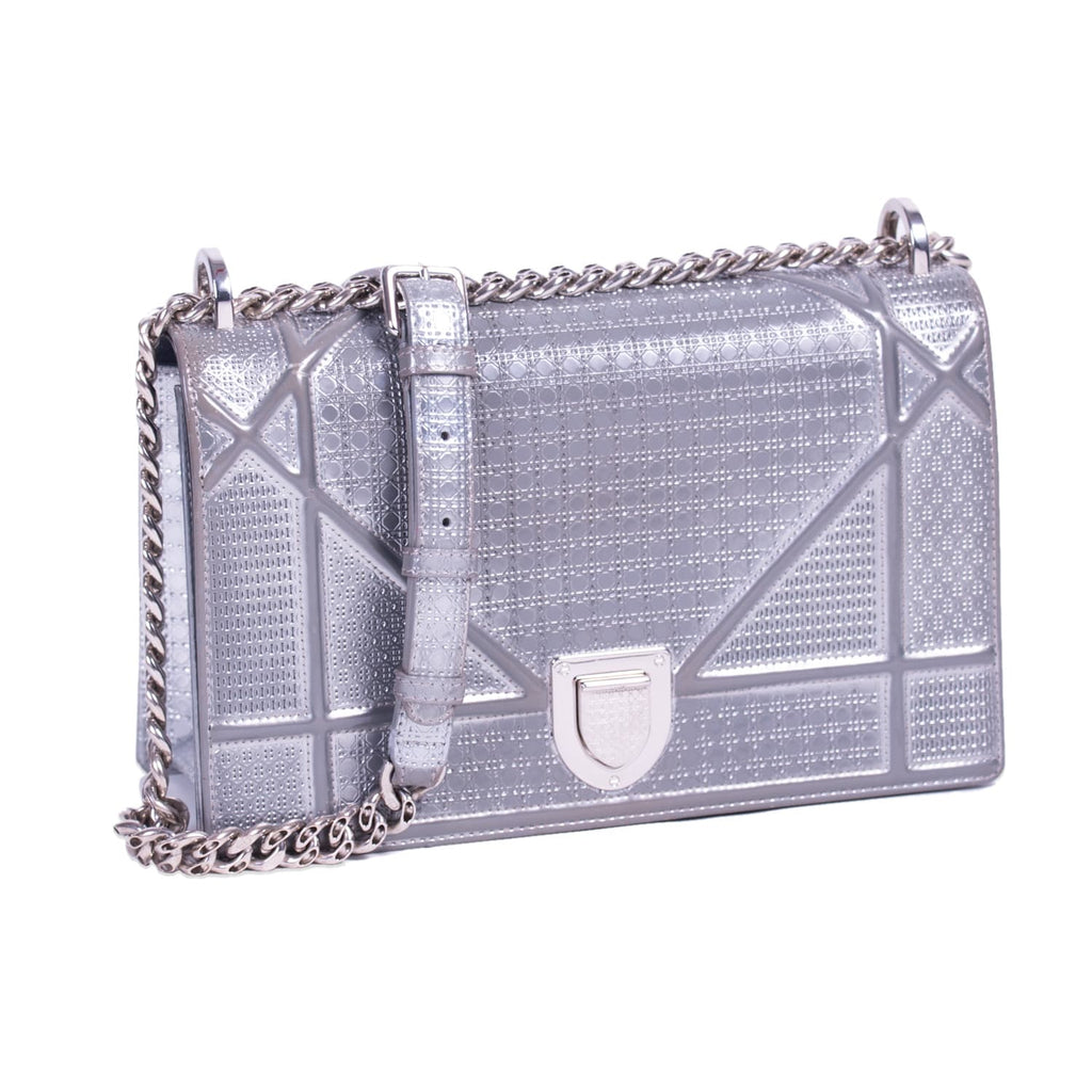 Shop authentic Christian Dior Diorama Medium Shoulder Bag at revogue ...