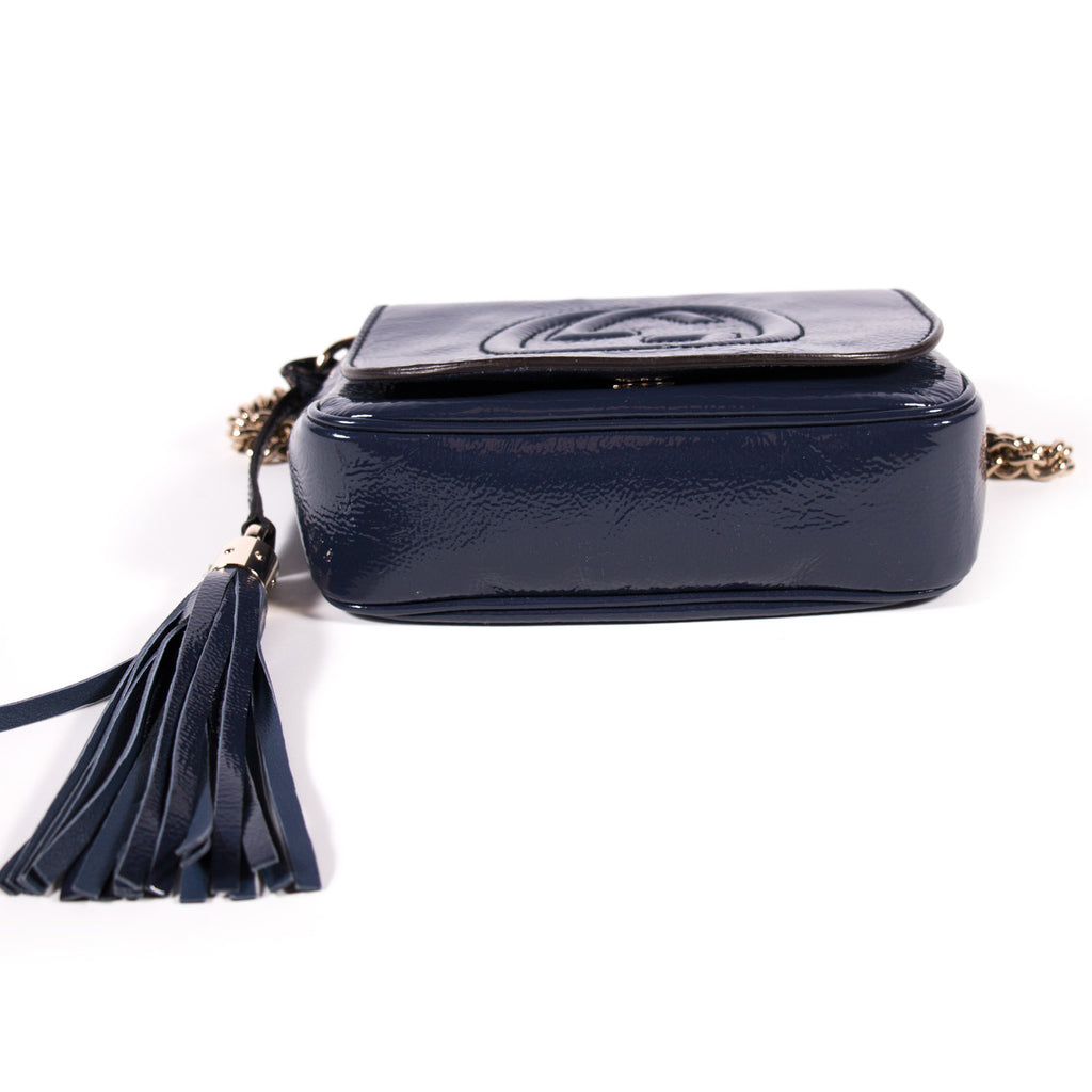 Shop authentic Gucci Soho Chain Crossbody at revogue for just USD 750.00