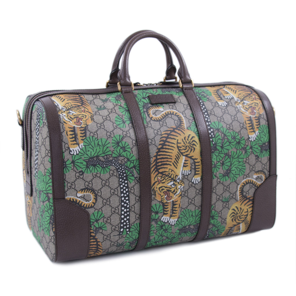 Shop authentic Gucci Bengal GG Supreme 