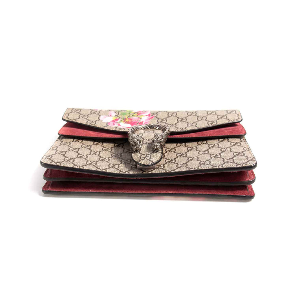 Shop authentic Gucci Dionysus Blooms GG Supreme Shoulder Bag at revogue for just USD 1,630.00