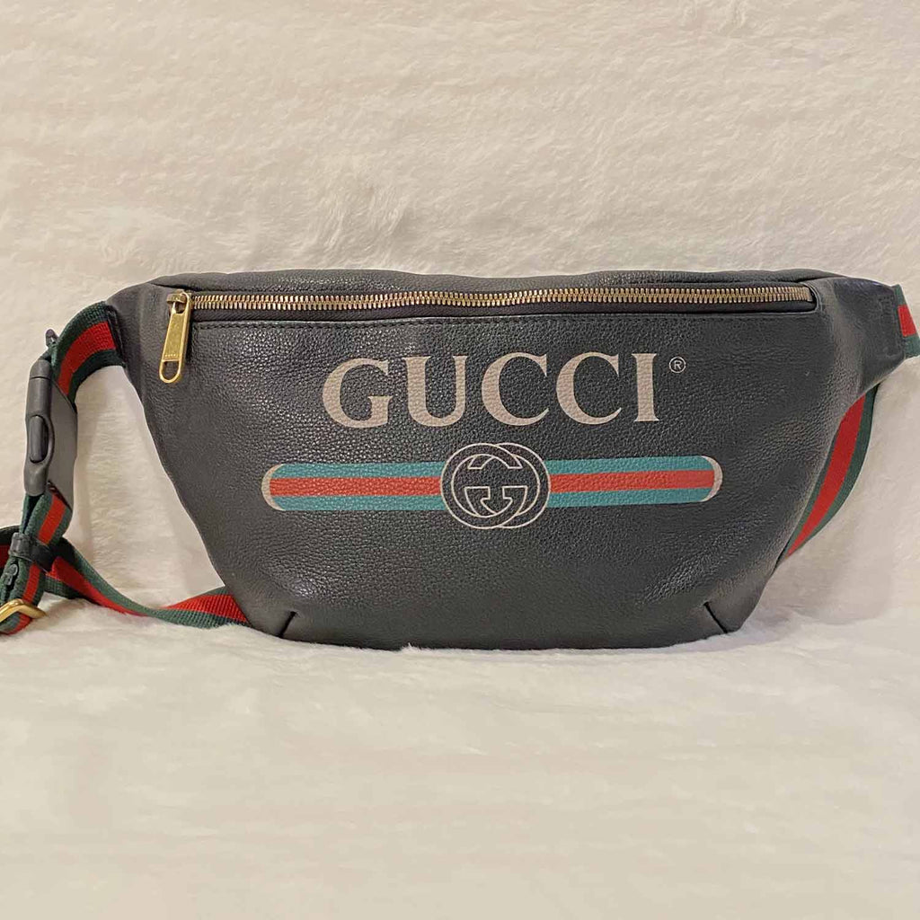 Shop authentic Gucci Logo Print Leather Belt Bag at revogue for just ...