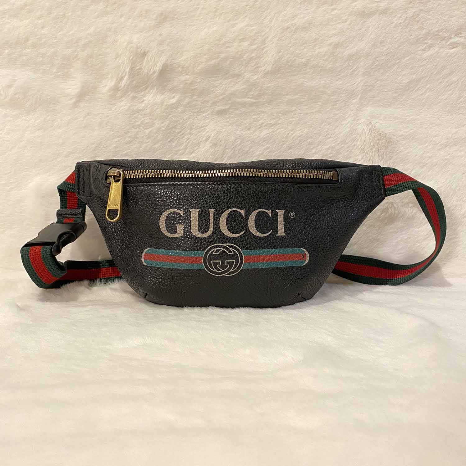 Shop authentic Gucci Logo Print Leather Small Belt Bag at revogue for ...