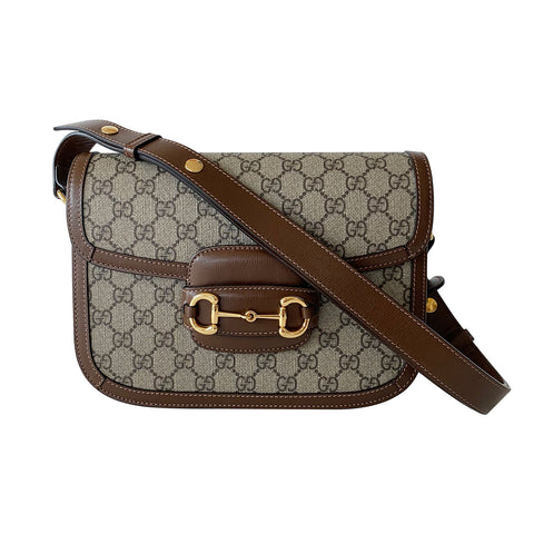 Shop authentic Fendi Wallet On Chain Shoulder Bag at revogue for just ...