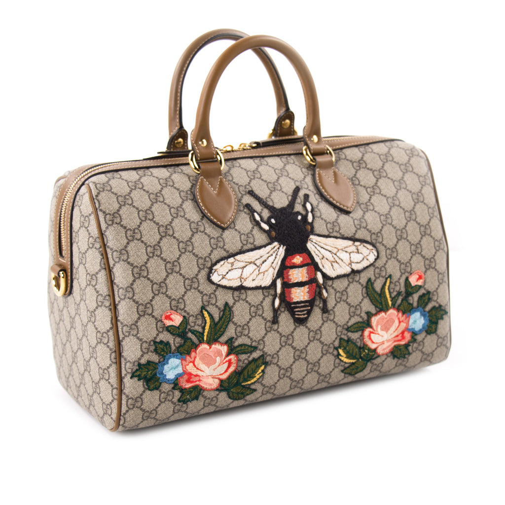 Shop authentic Gucci GG Supreme Embroidered Boston Bag at revogue for just USD 2,000.00
