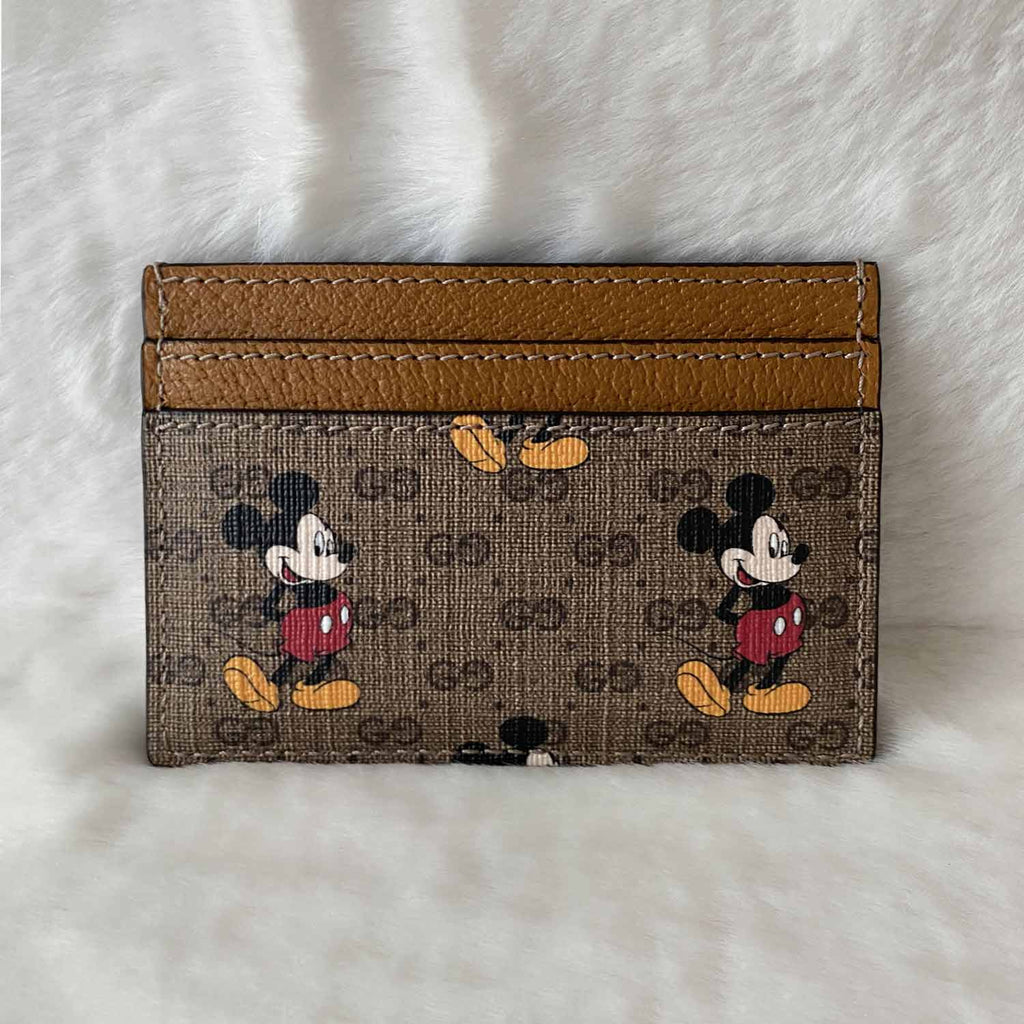 Shop authentic Gucci Limited Edition Gucci x Disney Card Holder at revogue  for just USD 