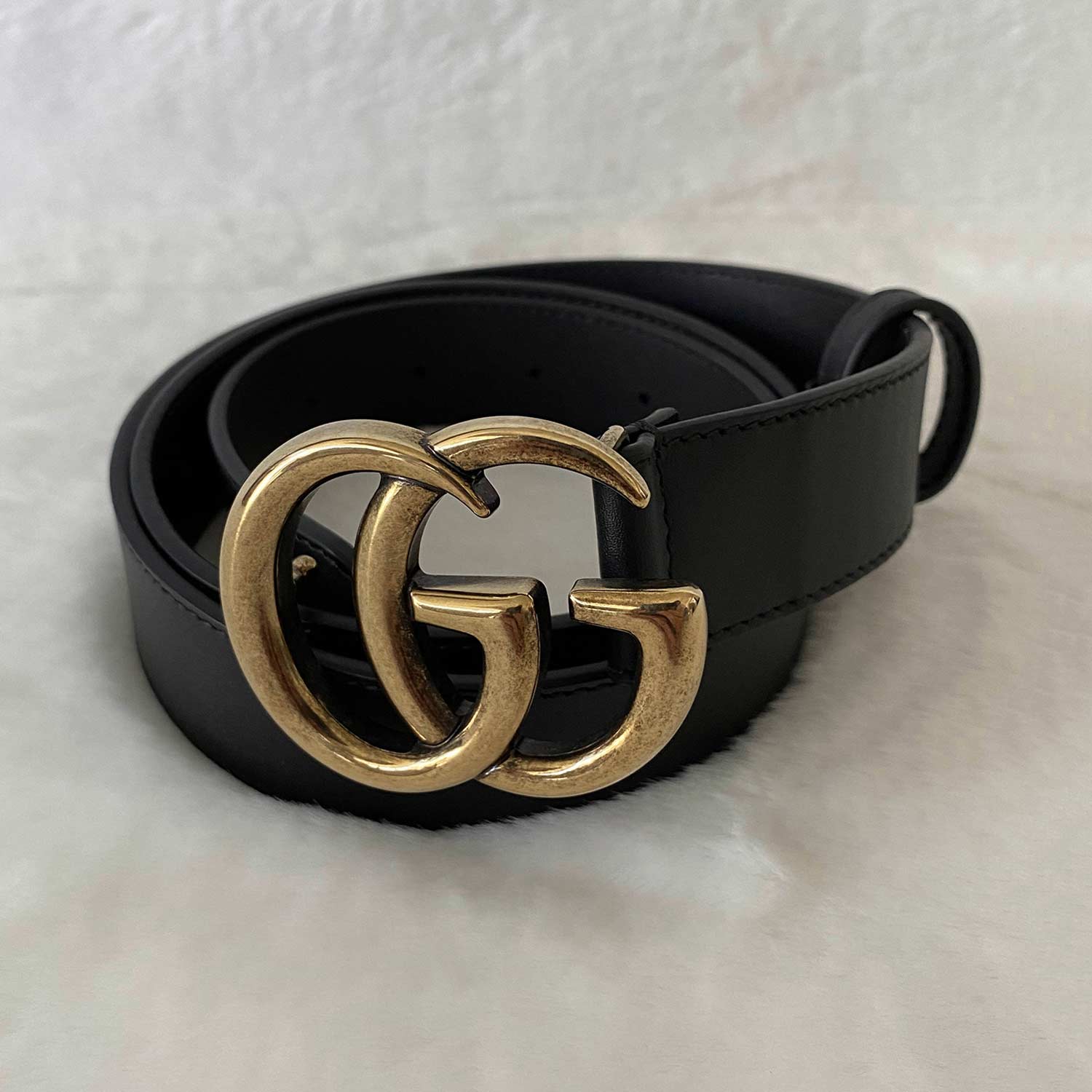 Shop authentic Gucci GG Marmont Leather Belt at revogue for just USD 400.00