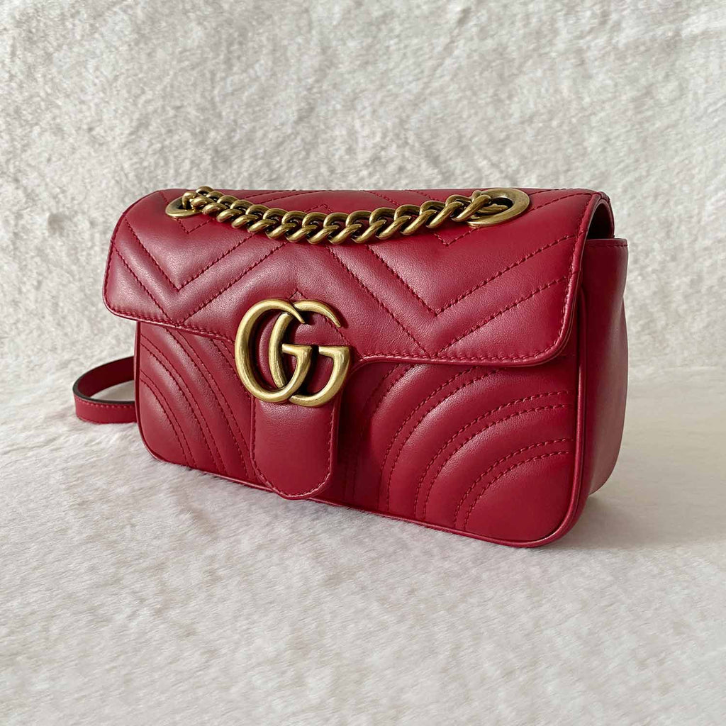 gucci mini red bag