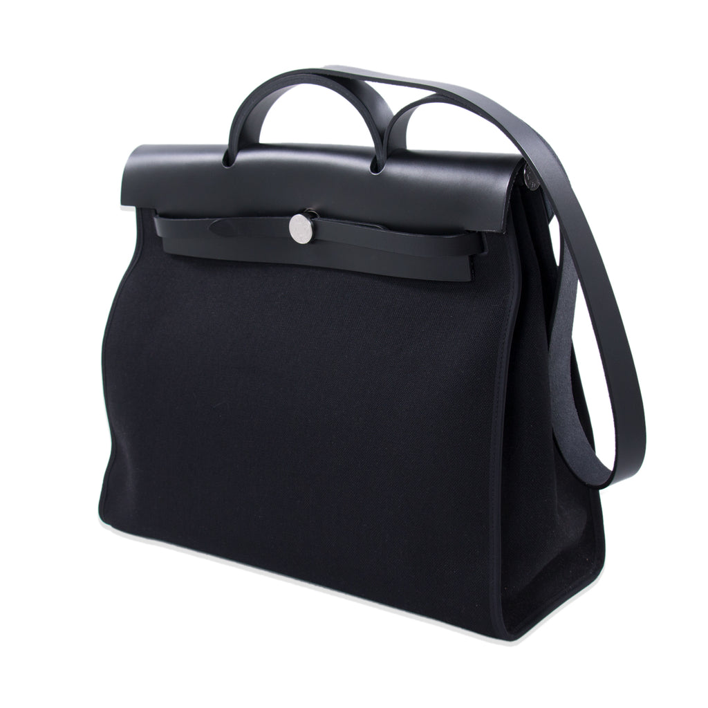 Shop authentic Hermès Herbag Zip 39 Black at revogue for just USD 2,500.00