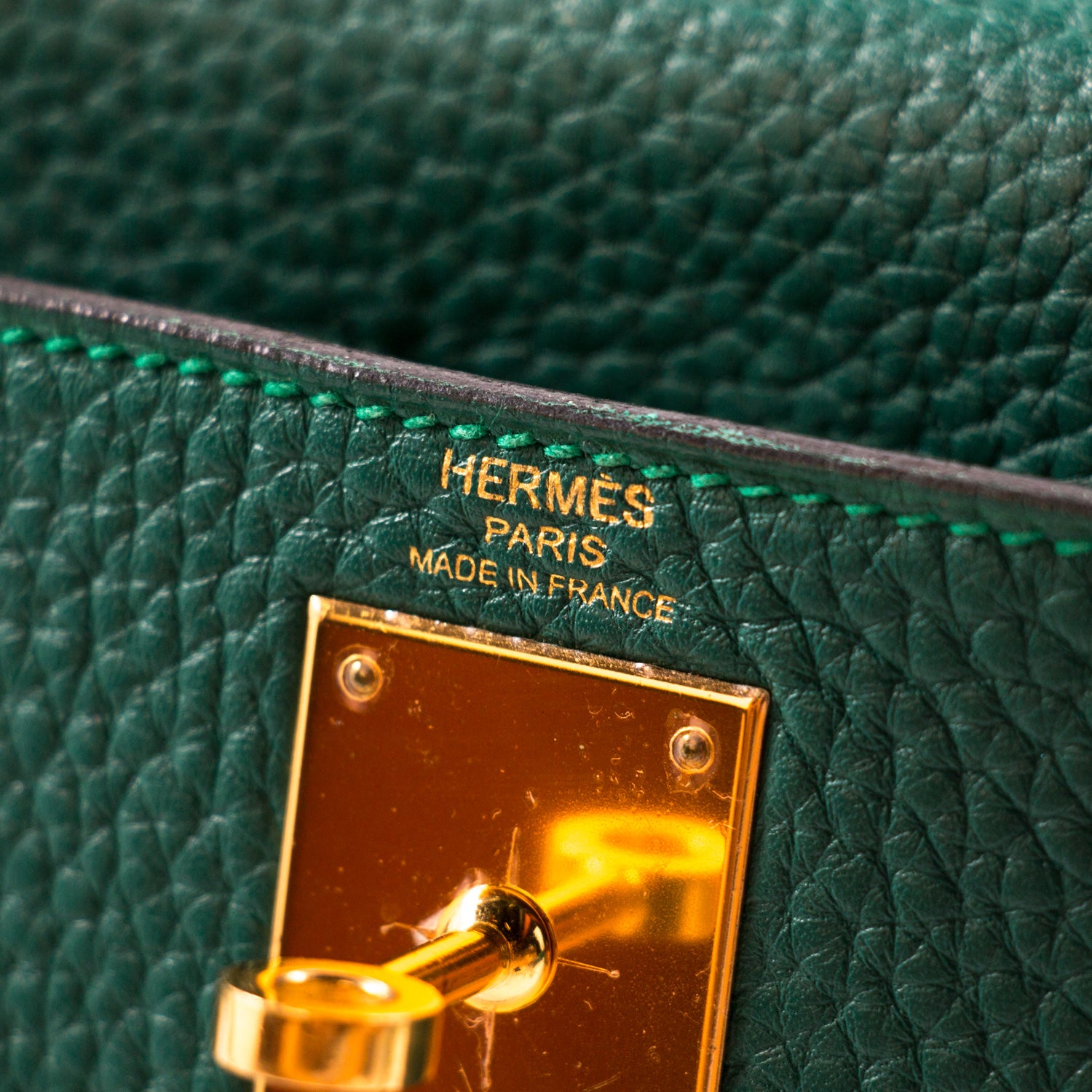 Shop authentic Hermès Kelly 28 Retourne Malachite Clemence at revogue ...