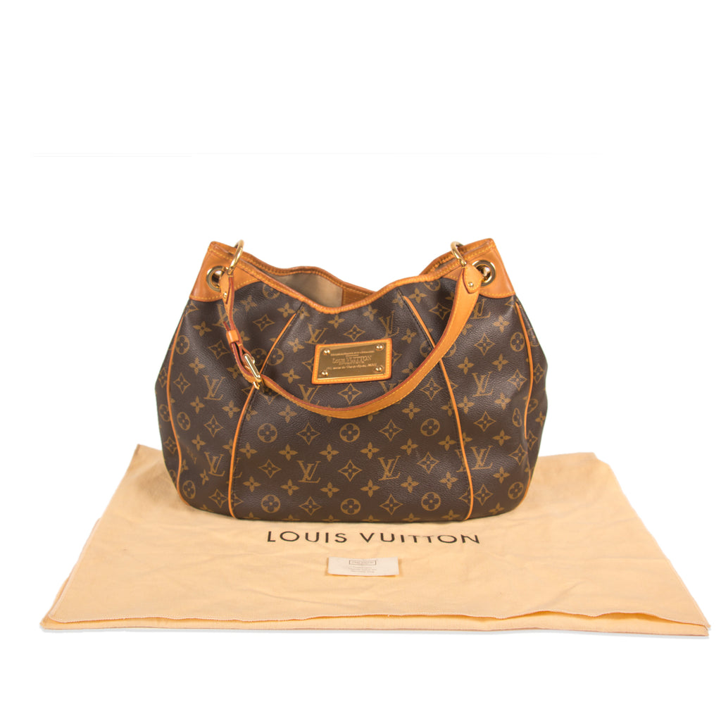 Shop authentic Louis Vuitton Monogram Galleria PM at revogue for just USD 700.00