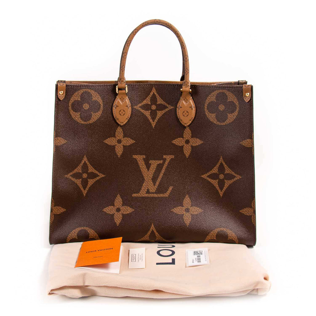 Louis Vuitton Monogram Giant canvas Onthego M44576  Louis vuitton monogram,  Cheap louis vuitton bags, Vintage louis vuitton handbags