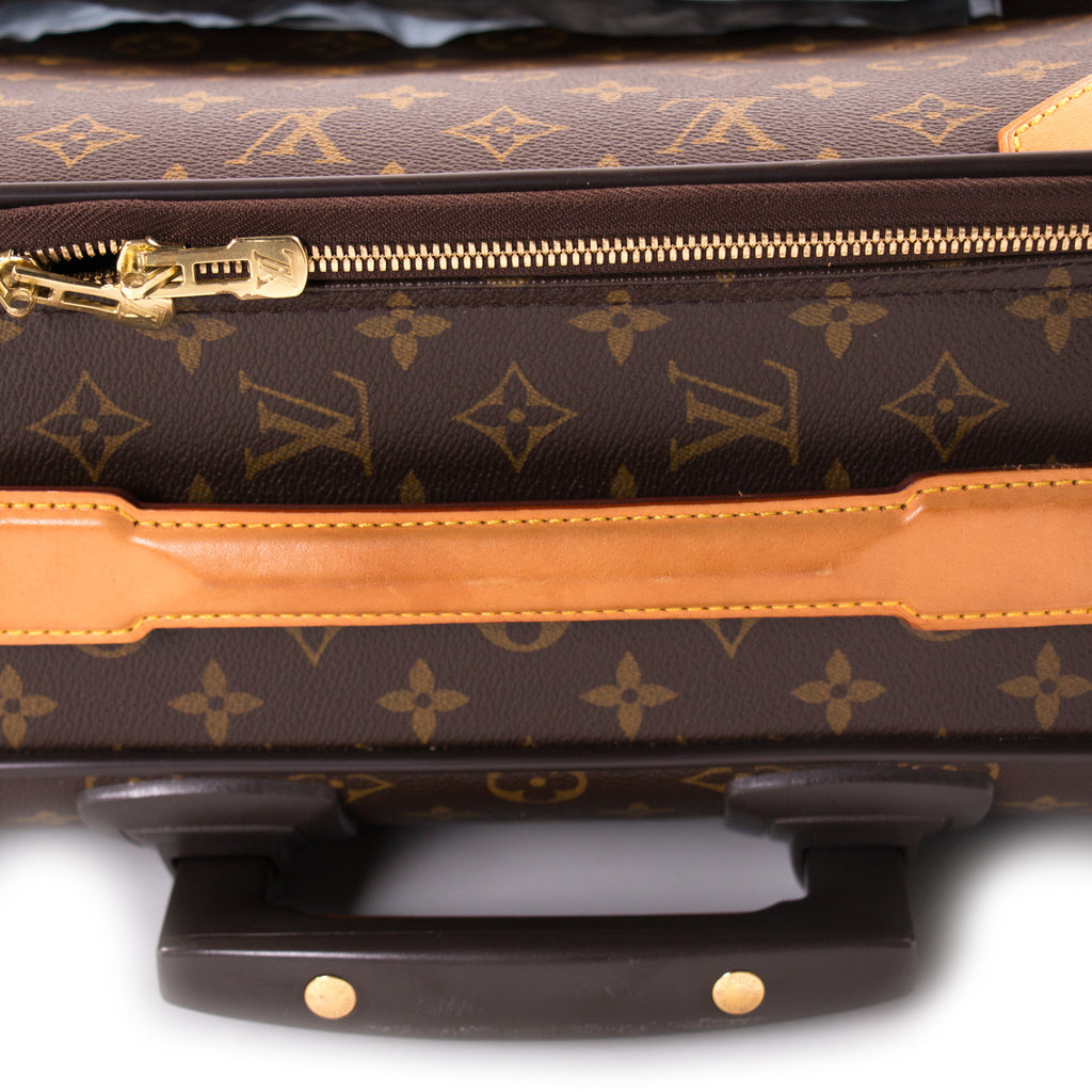 Shop authentic Louis Vuitton Monogram Pégase Légère 45 Travel Bag at revogue for just USD 1,700.00