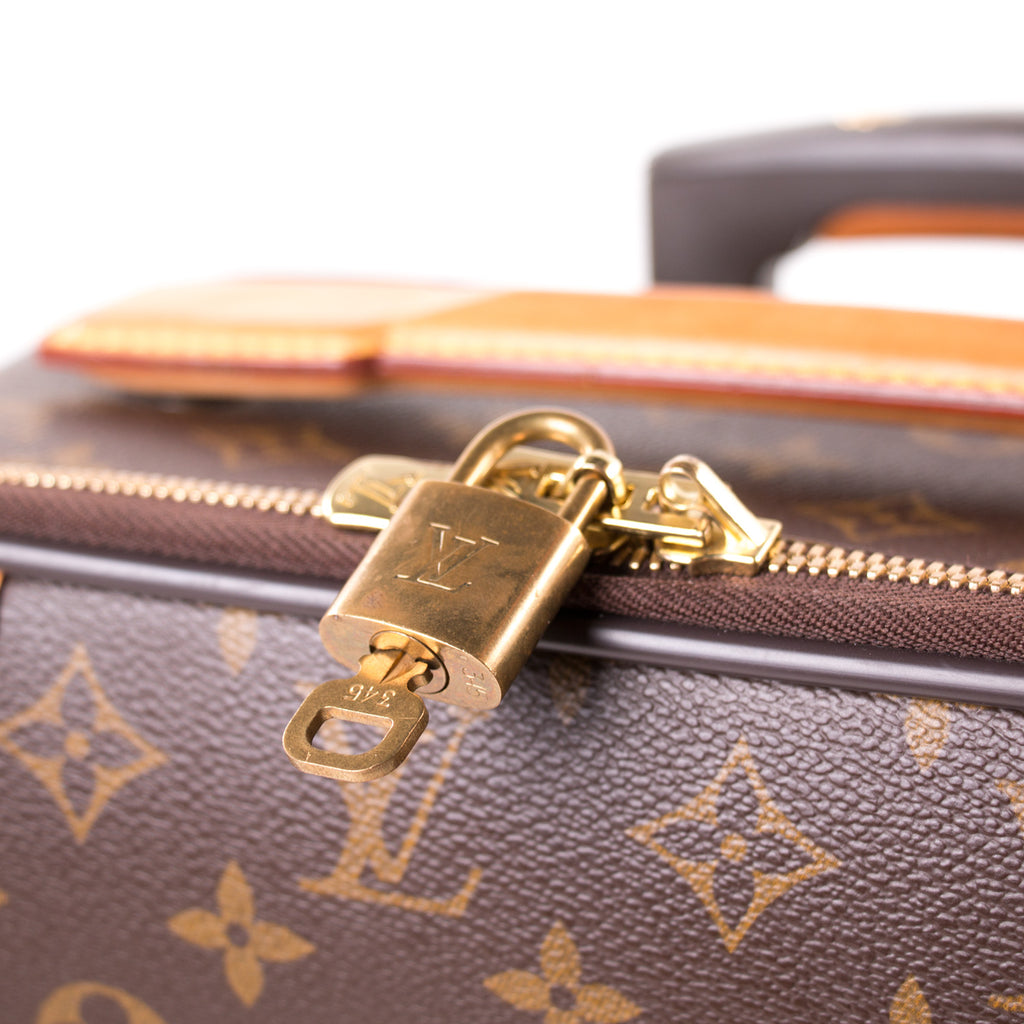 Shop authentic Louis Vuitton Monogram Duffle Bag at revogue for