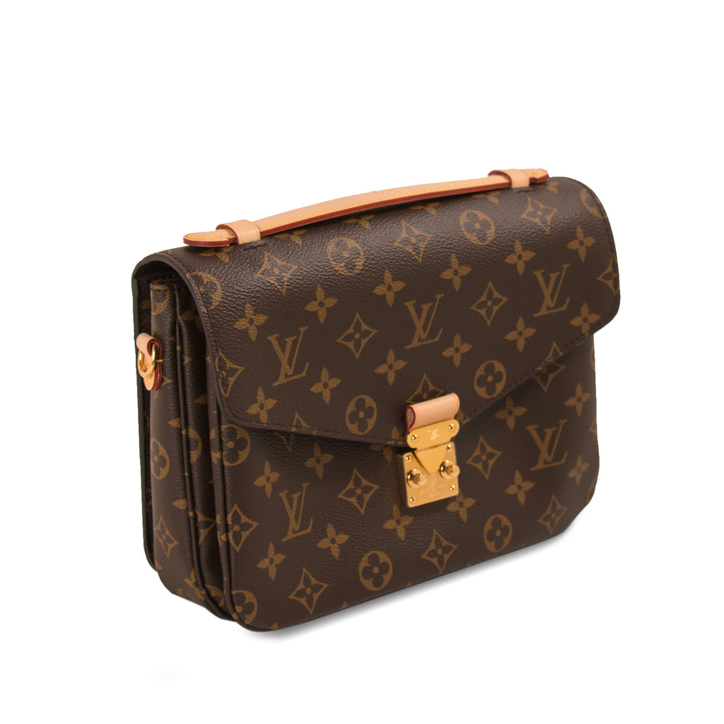 Shop authentic Louis Vuitton Monogram Pochette Metis at revogue for just USD 2,000.00