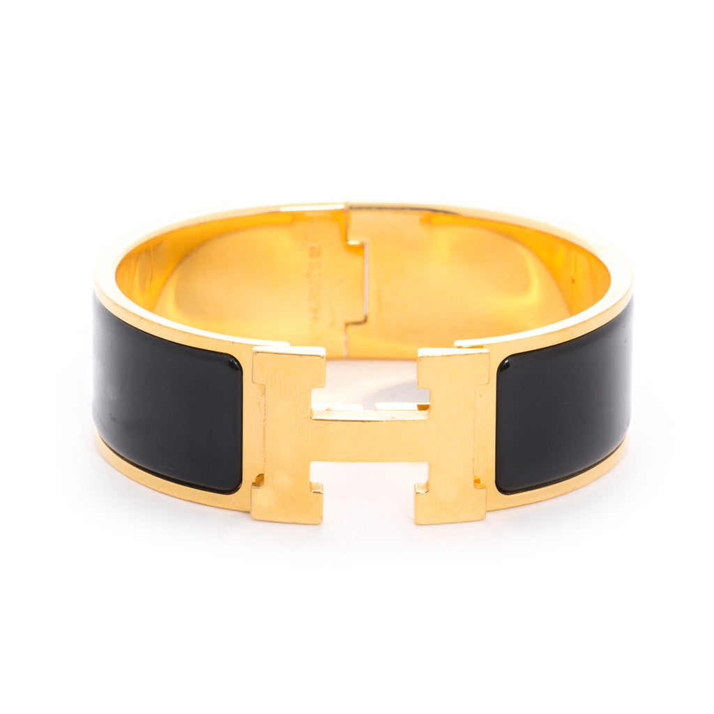 Shop authentic Hermes Clic Clac H Bracelet at revogue for just USD 509.00