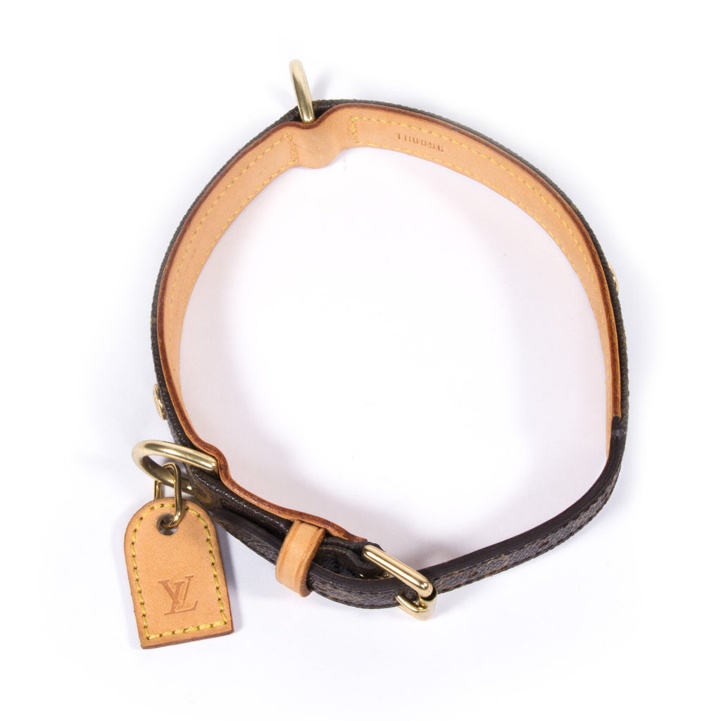 Shop authentic Louis Vuitton Baxter Dog Collar PM at revogue for just USD 300.00