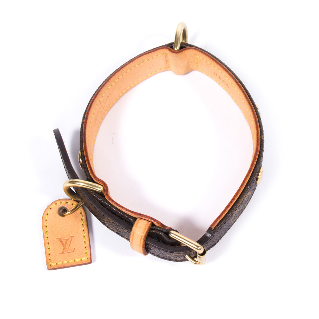 Shop authentic Louis Vuitton Baxter Dog Collar PM at revogue for just USD 300.00