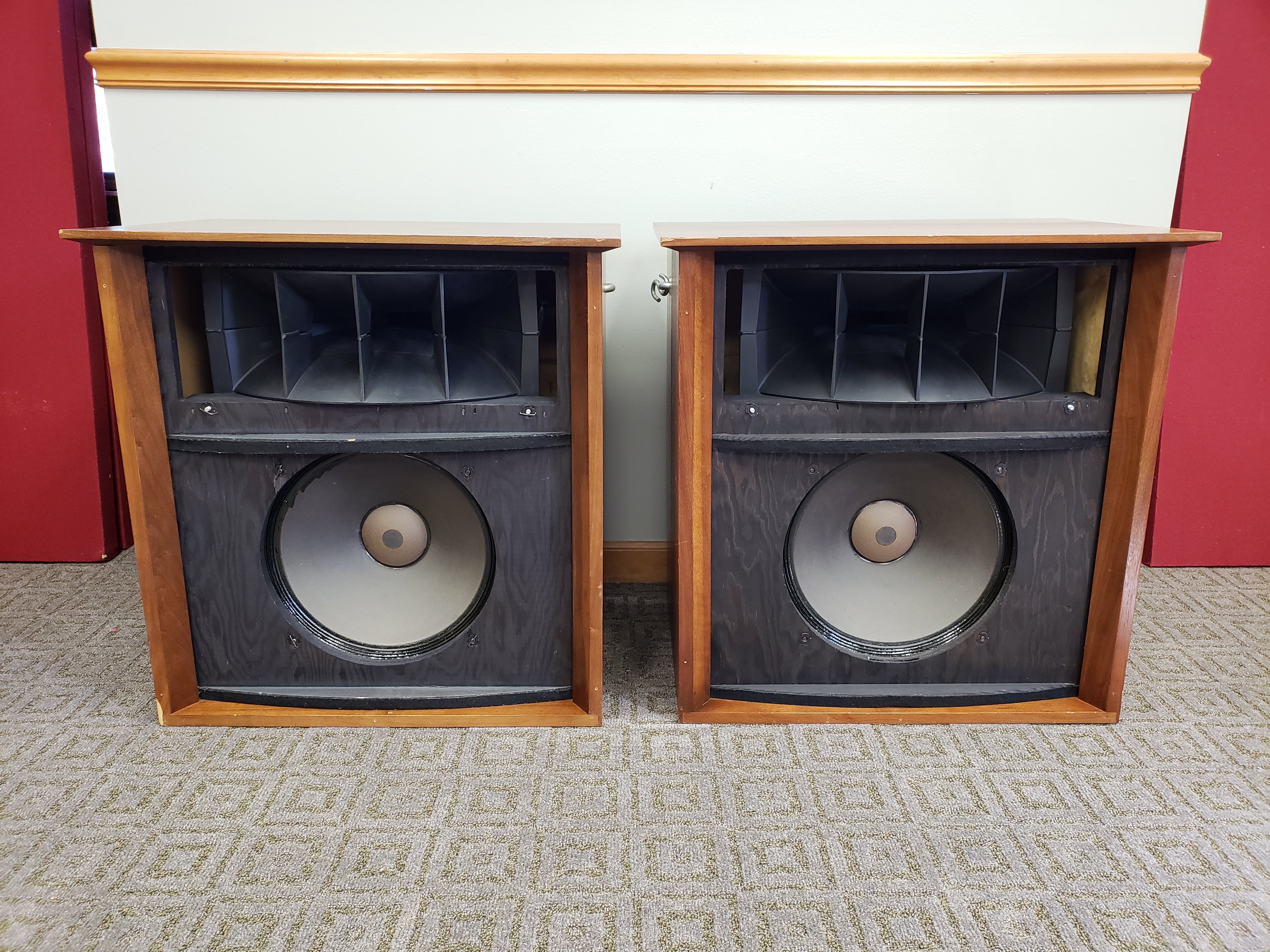 altec lansing professional speakers