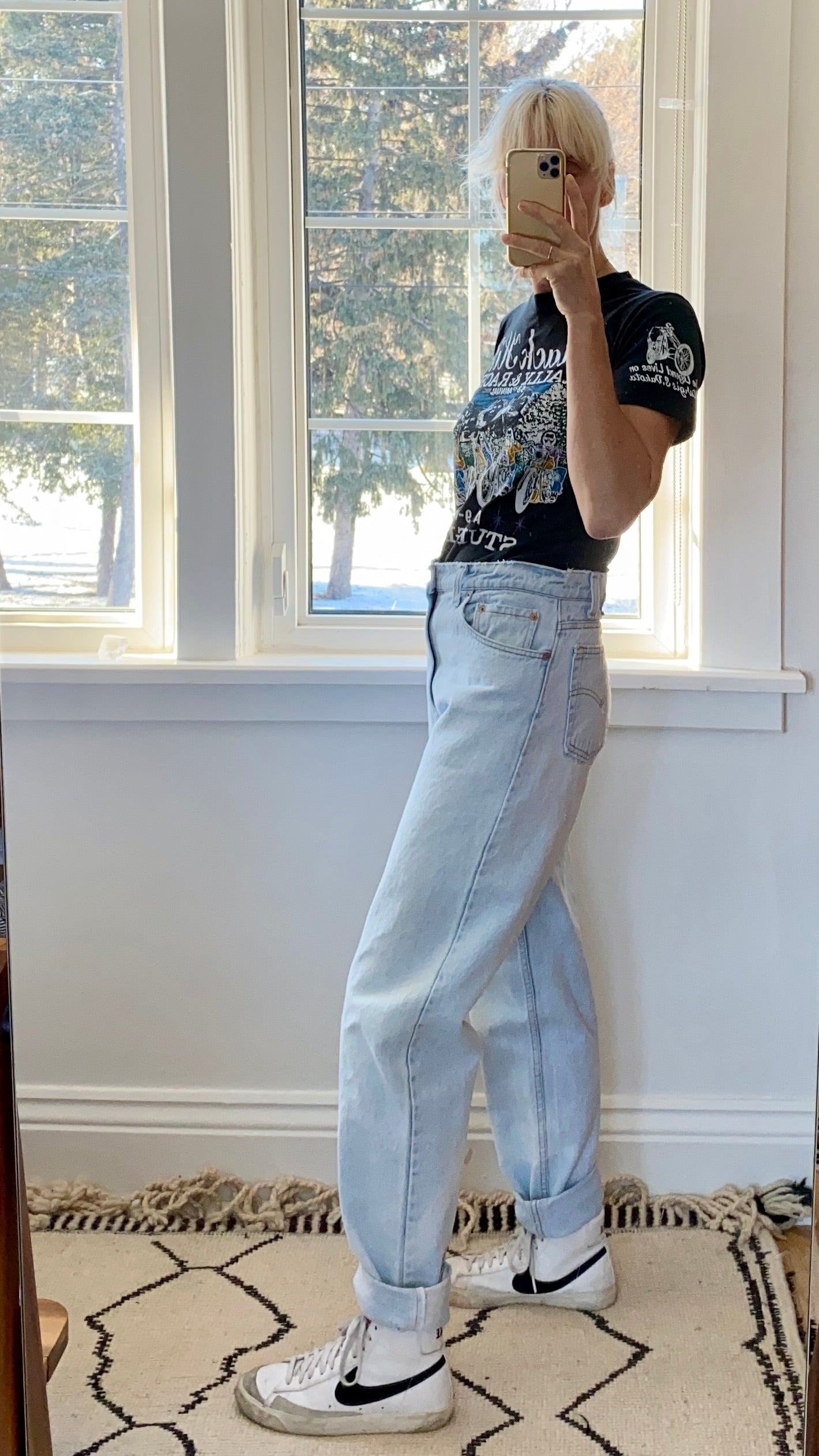 Vintage Levis 550 Light Wash Jeans size 32 – Ardith