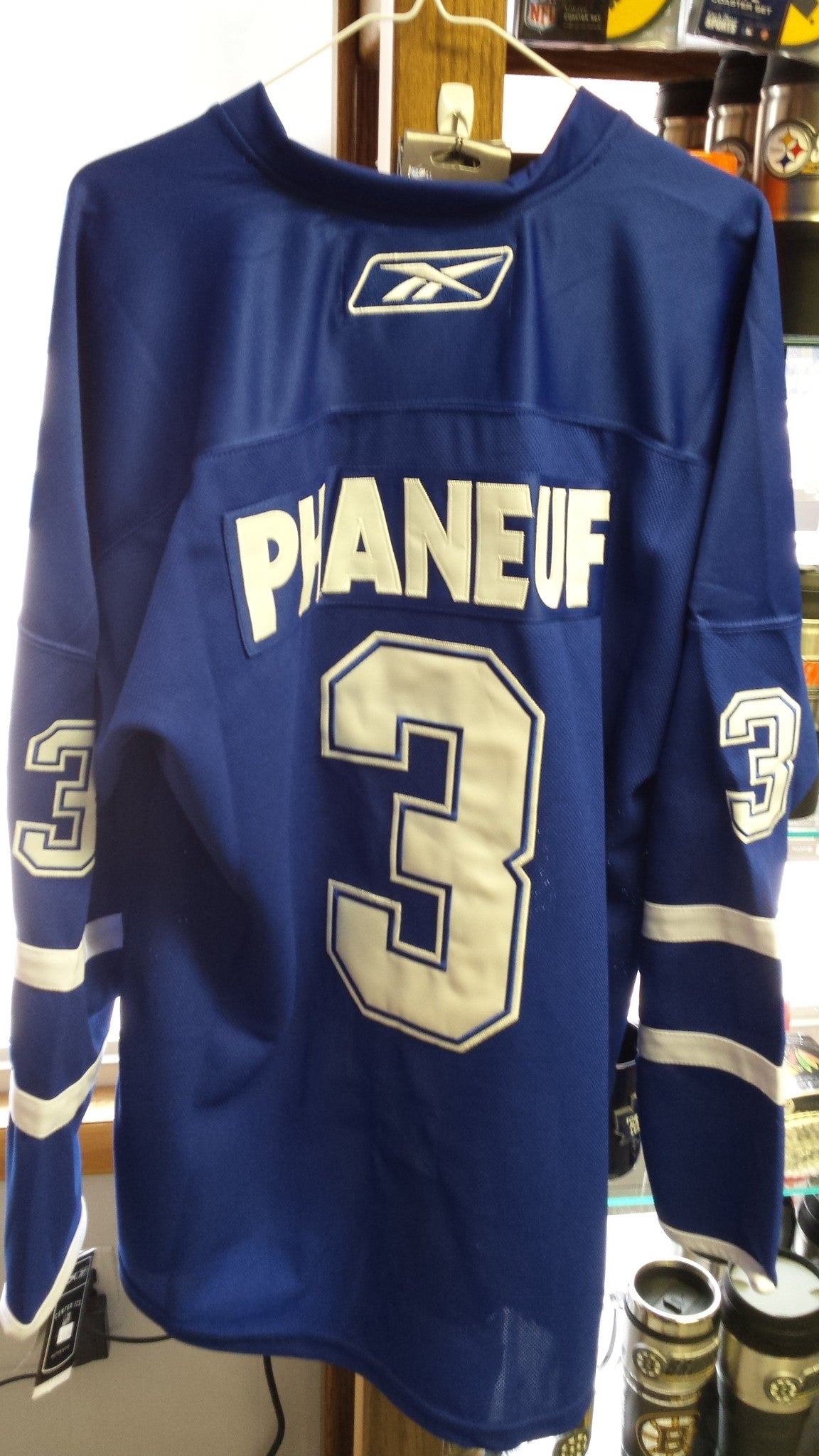 toronto maple leafs phaneuf jersey