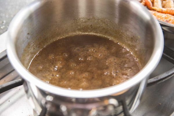 Making Gravy from the drippings