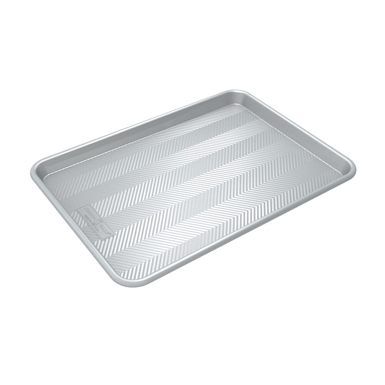 Nordic 12 Muffin Pan  Toque Blanche - MyToque