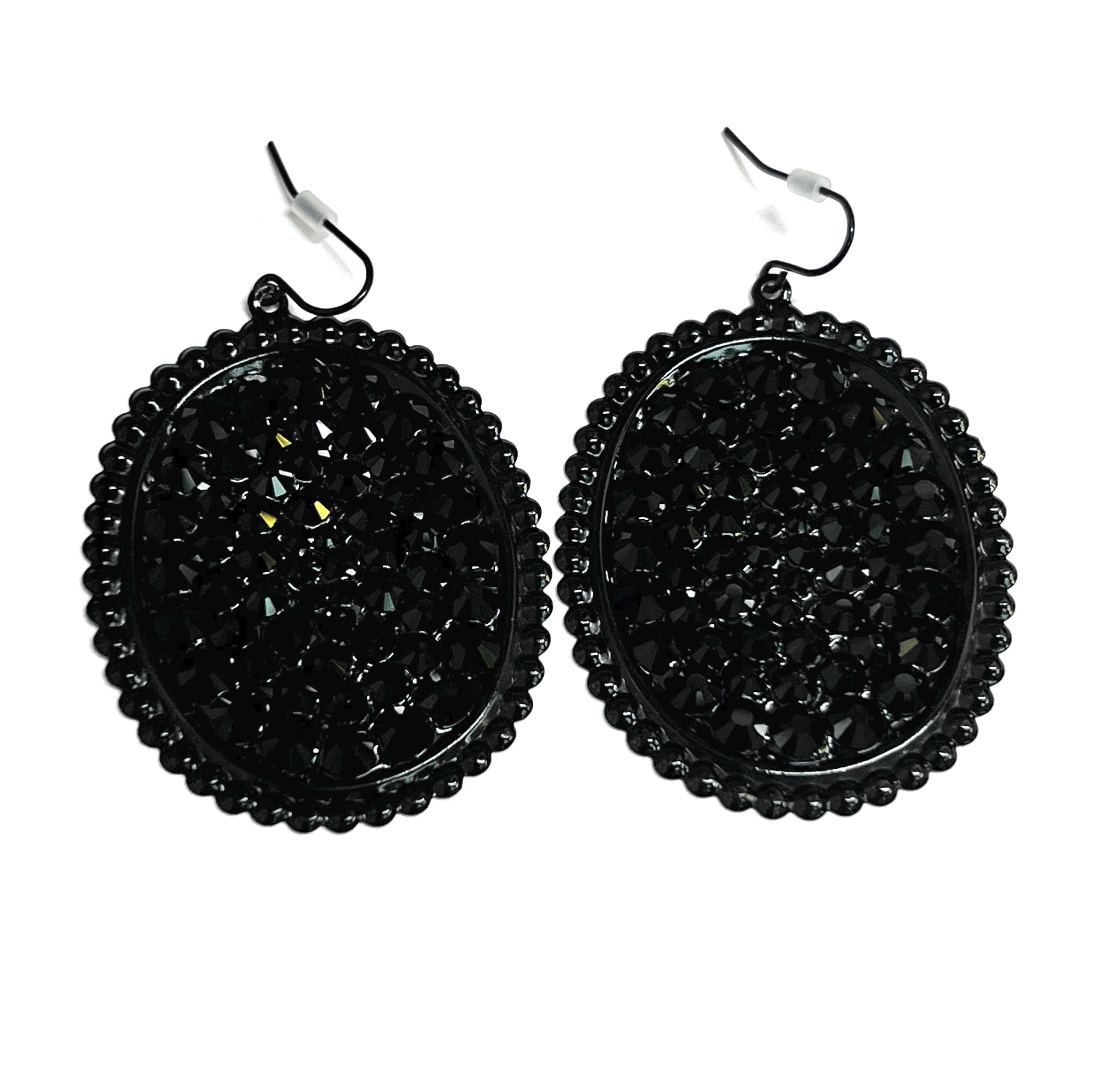 Black Medium Oval Earring With Crystal