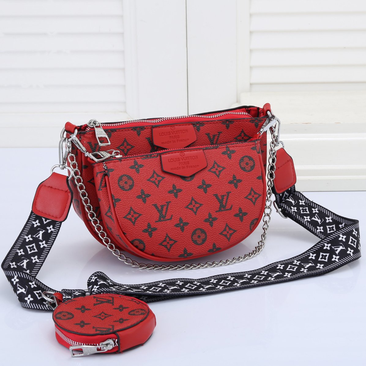 LV Louis Vuitton three-piece full-printed alphabet Mahjong bag shoulder bag messenger bag key bag Re