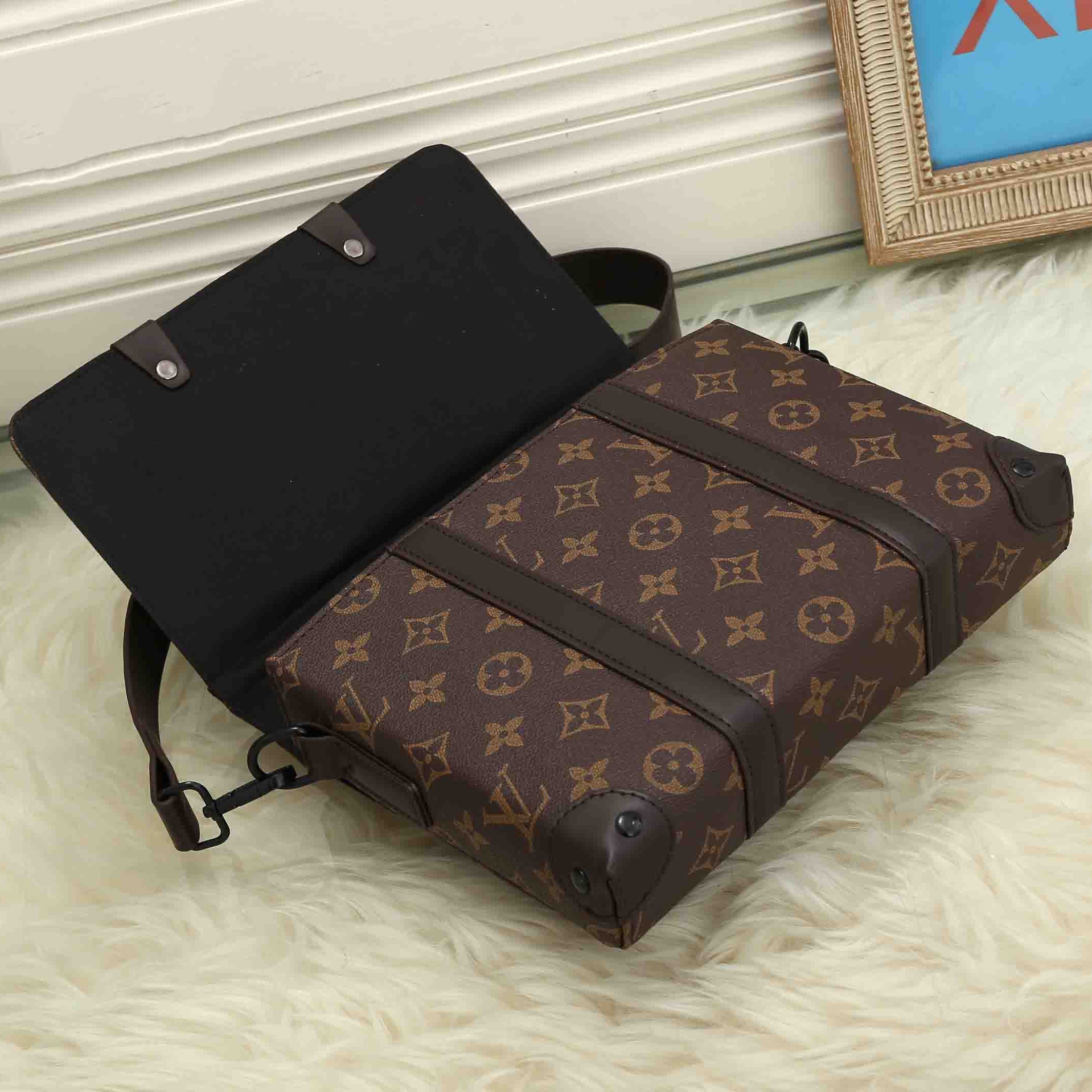 Louis Vuitton LV Men's Women's Fashion Crossbody Bags Shoulder Bags Document Bags Flat Bags